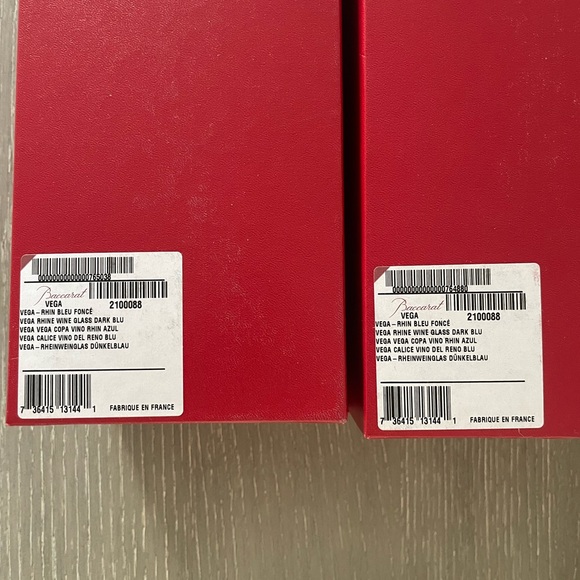 Never used Baccarat Blue Crystal Wine Glasses - Picture 11 of 12